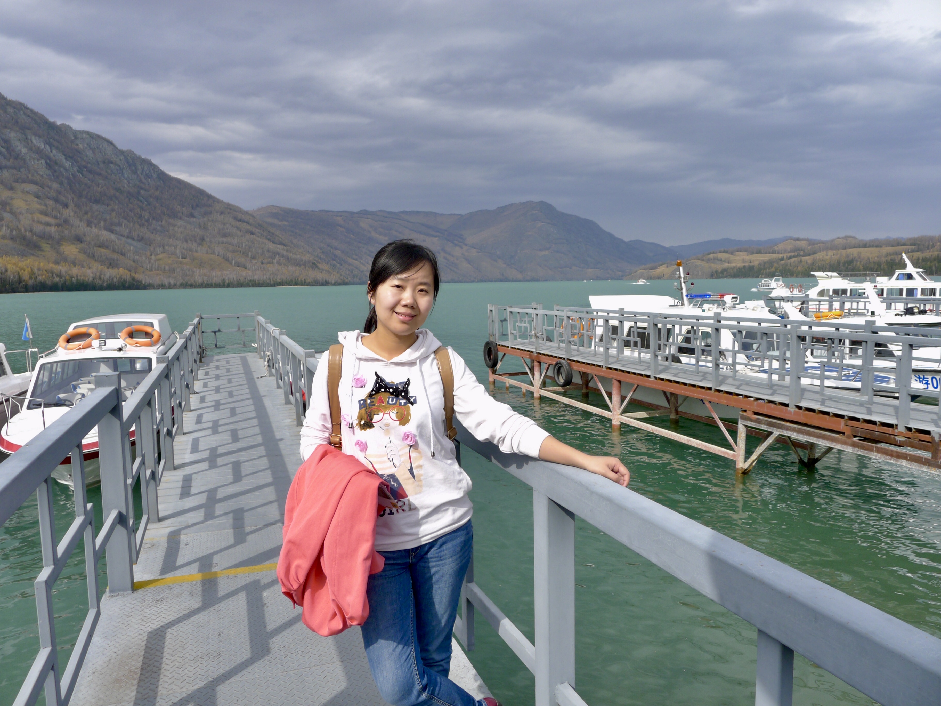 dUmq_1747382515798061894.jpg 胡媛艳.jpg