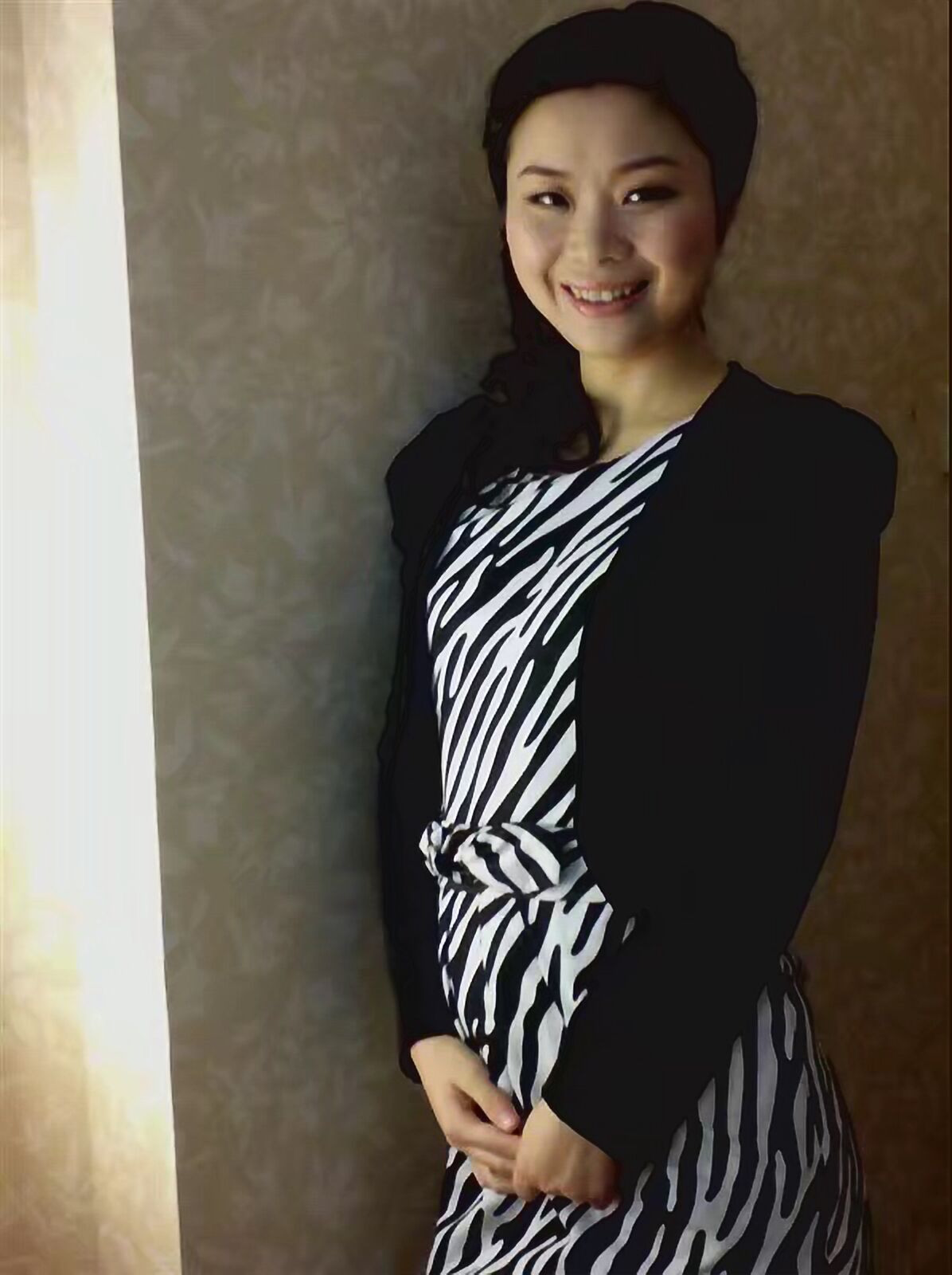 IiKx_1748572028849098459.jpg 张玲.jpg