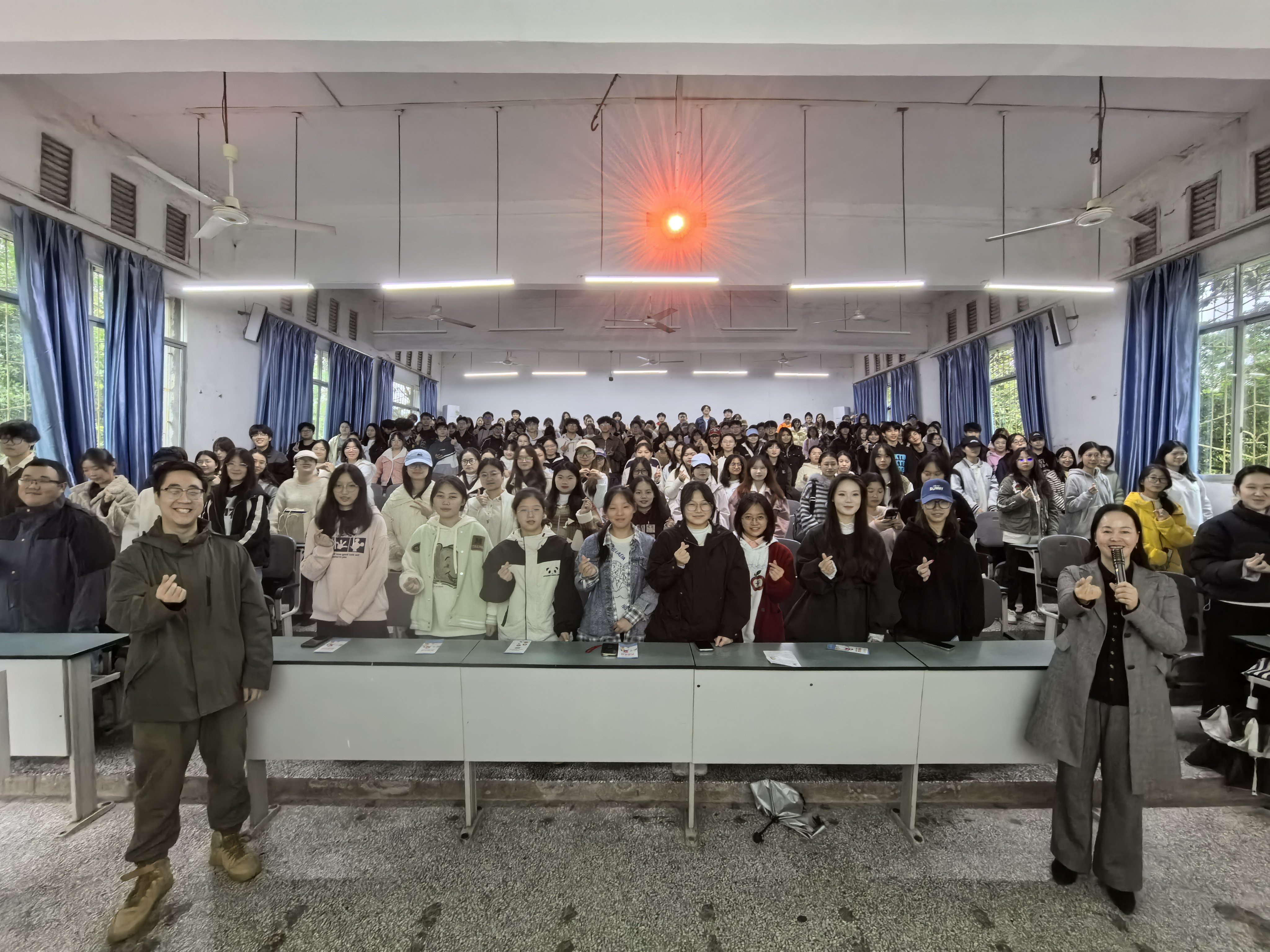 EqYF_1763529362329075106.jpg EqYF_1763529362329075106.jpg